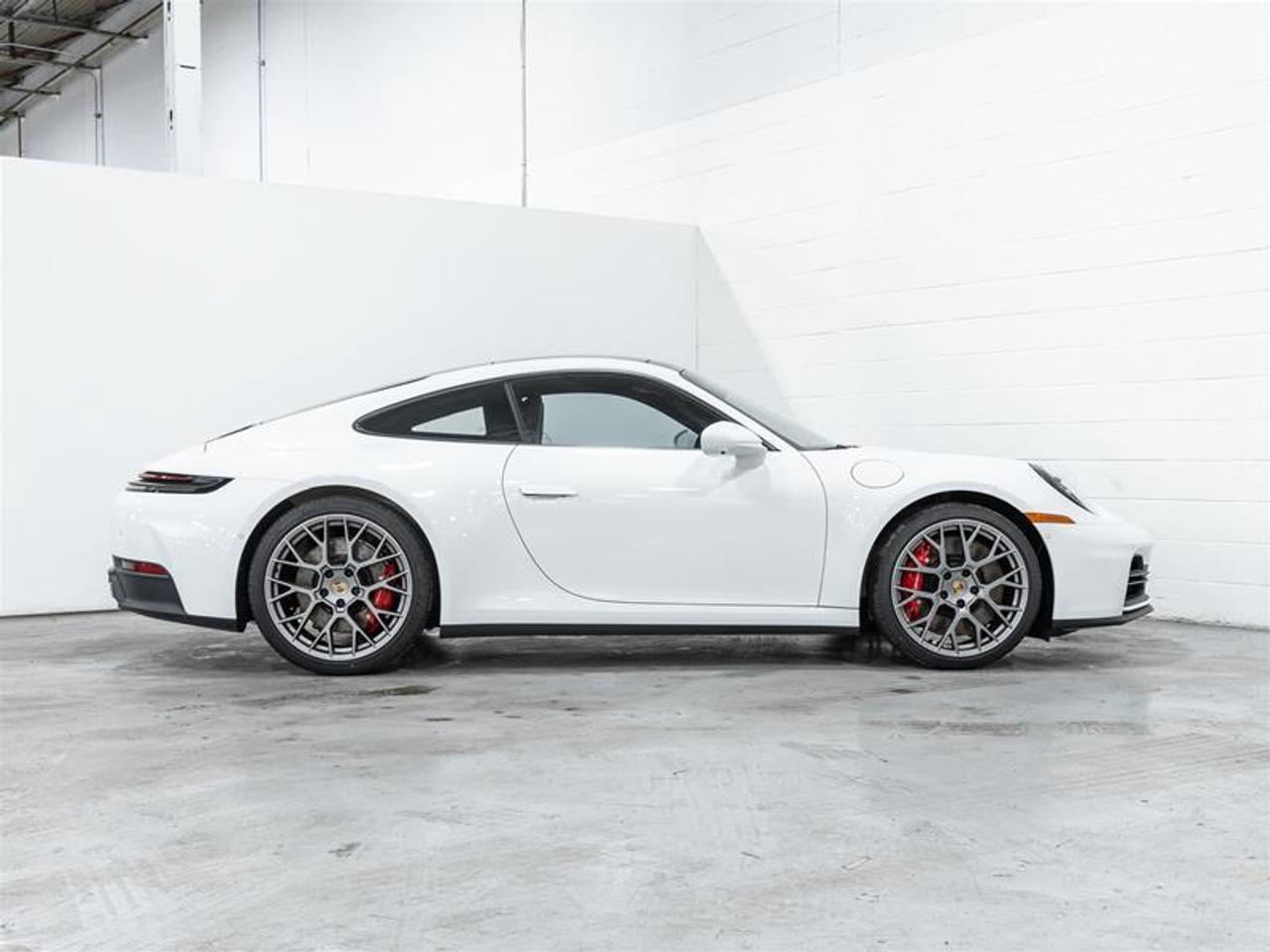 2026 Porsche 911  Photo