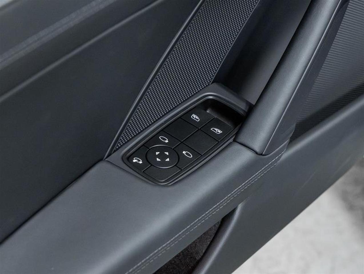 2026 Porsche 911  Photo