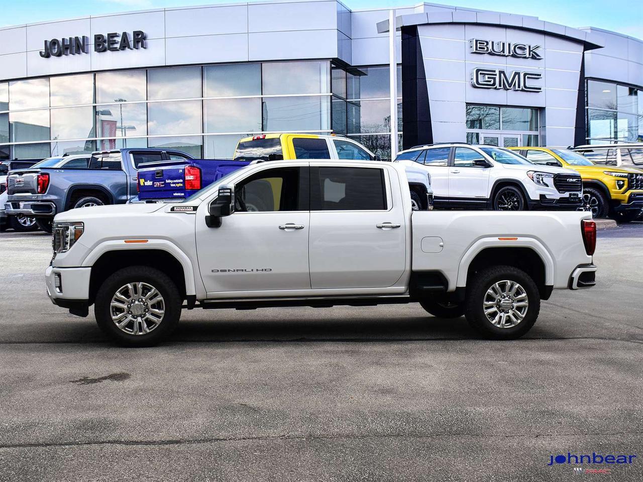 2023 GMC Sierra 3500HD Denali Photo
