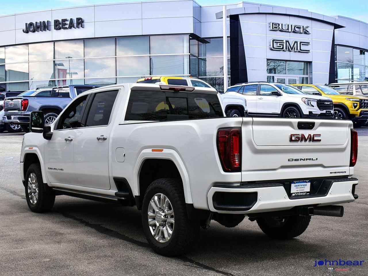 2023 GMC Sierra 3500HD Denali Photo