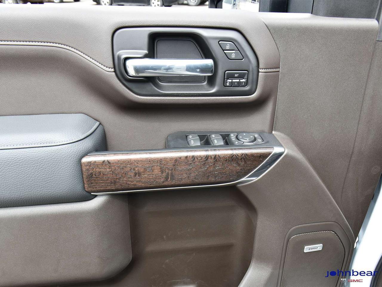 2023 GMC Sierra 3500HD Denali Photo