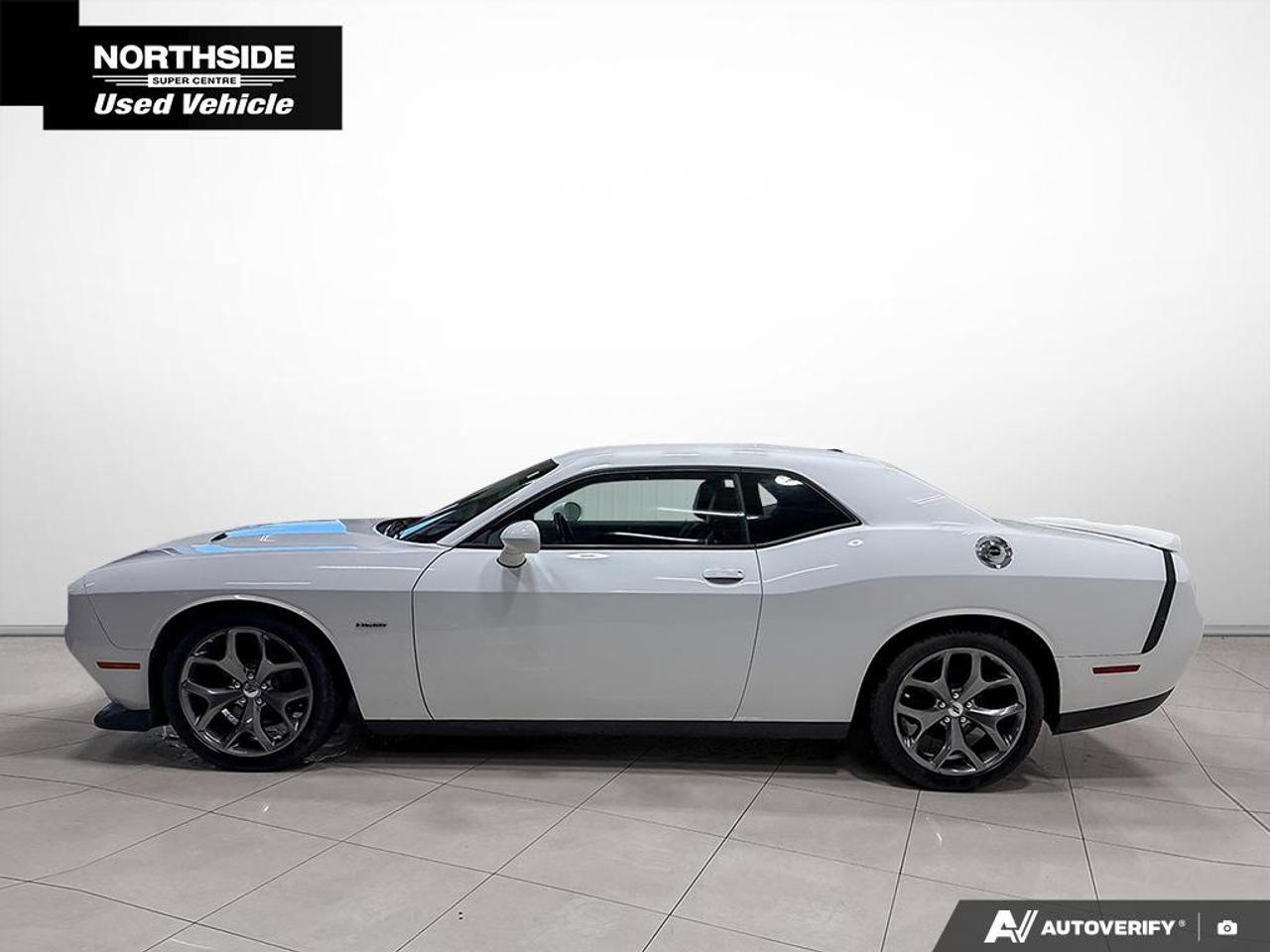 2017 Dodge Challenger R/T 2dr Rear-Wheel Drive Coupe Photo2