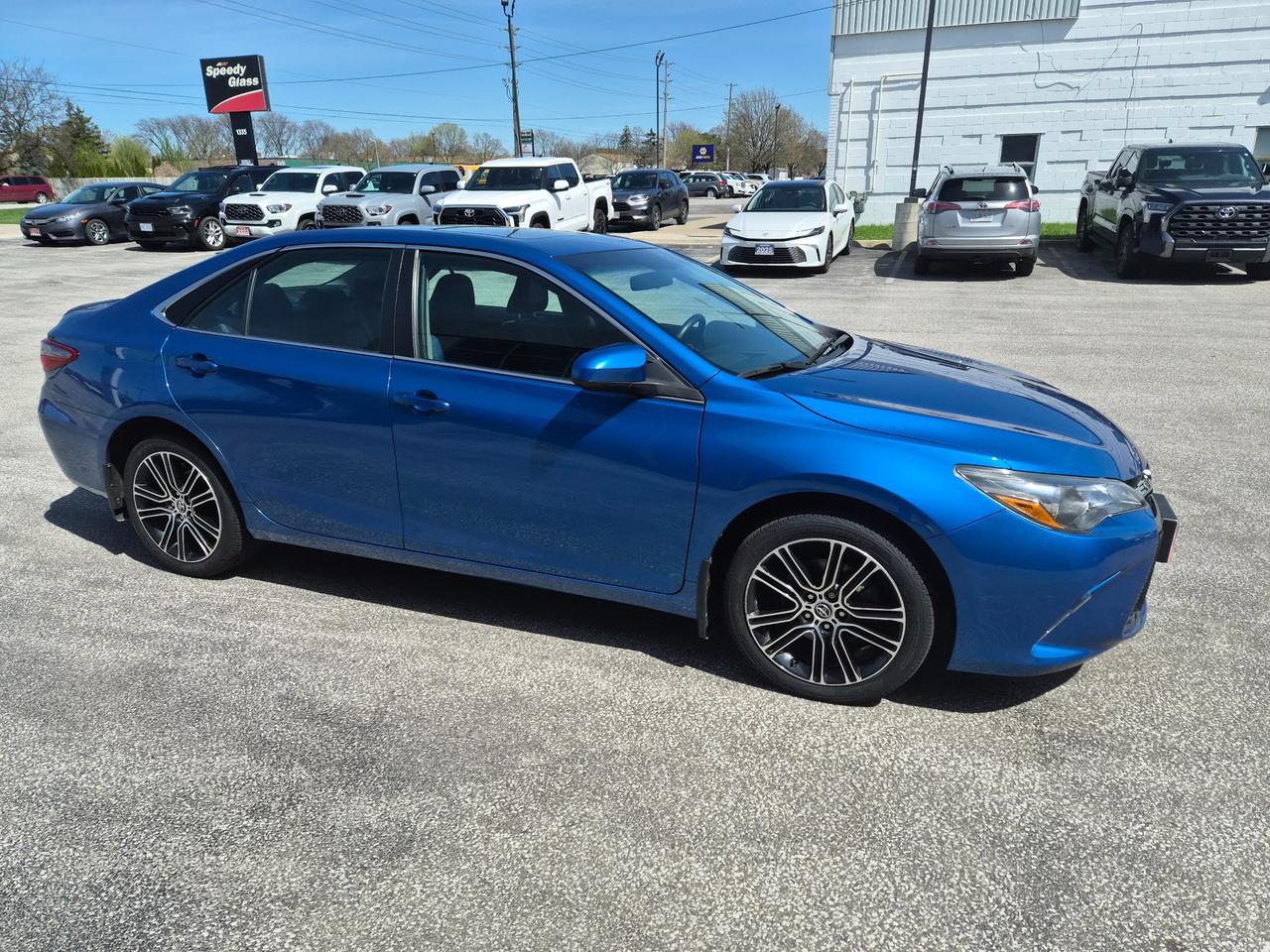 2016 Toyota Camry SE 4dr Sedan Photo