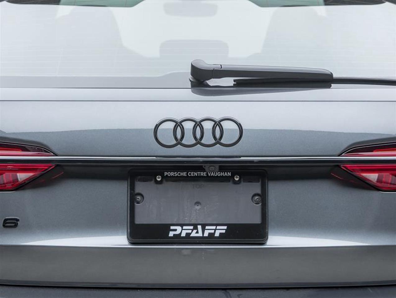 2022 Audi RS 6 Avant  Photo