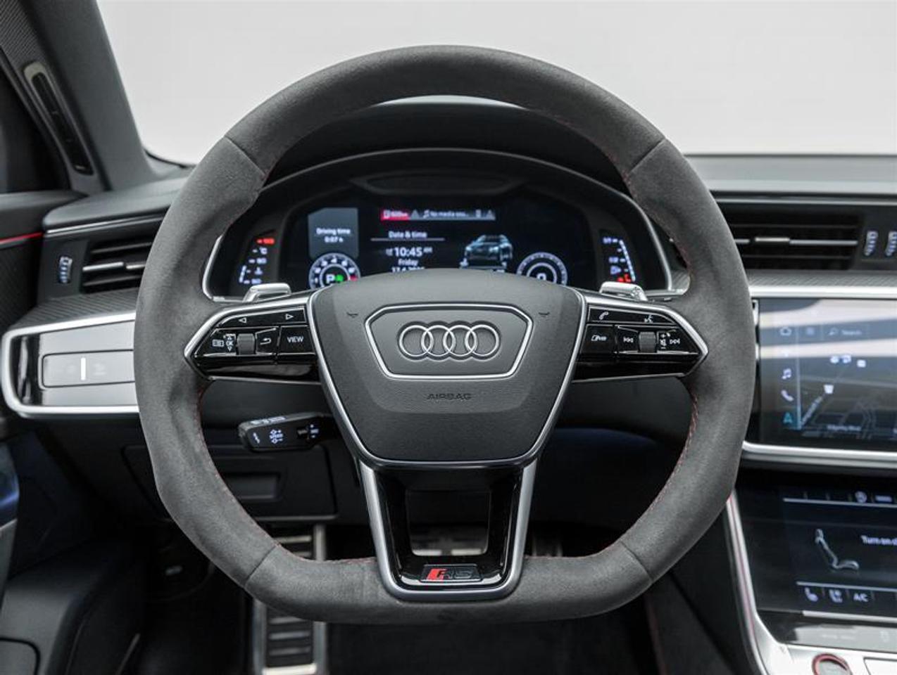 2022 Audi RS 6 Avant  Photo