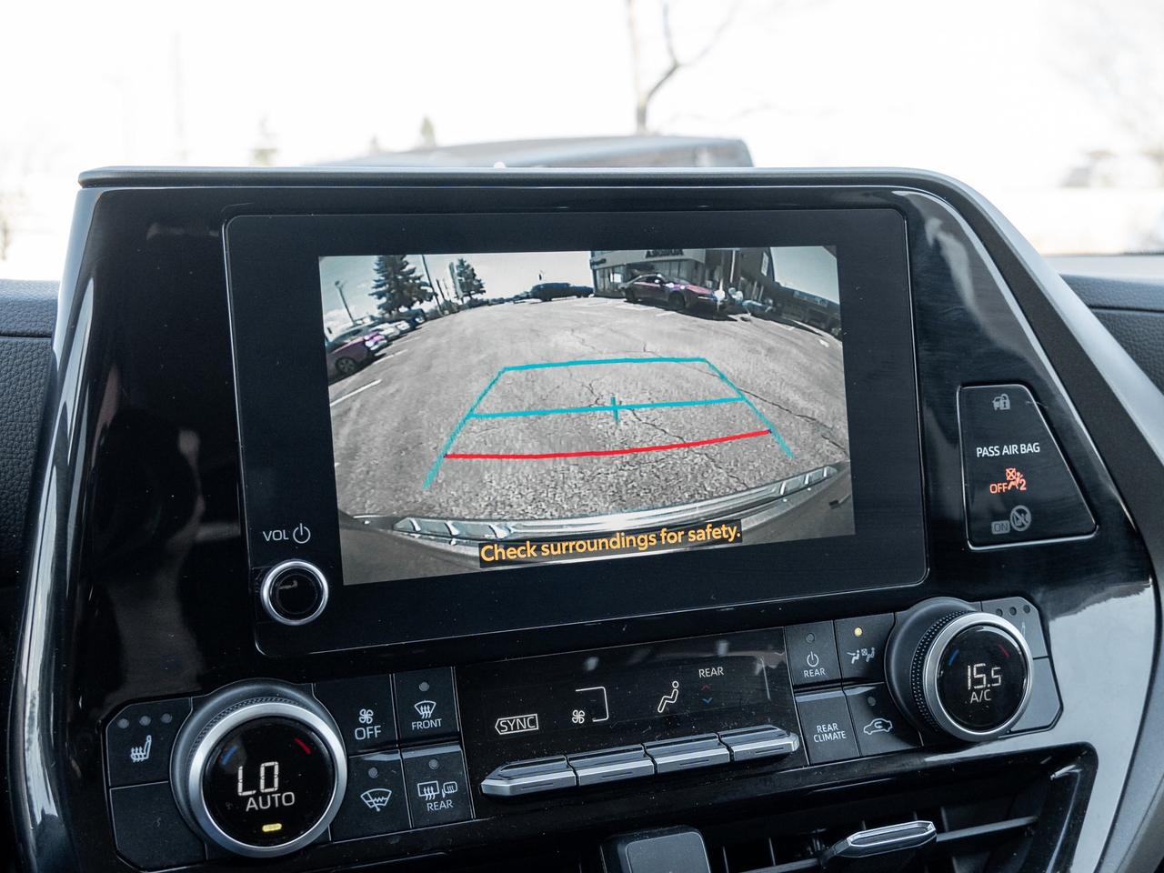 2024 Toyota Highlander  Photo