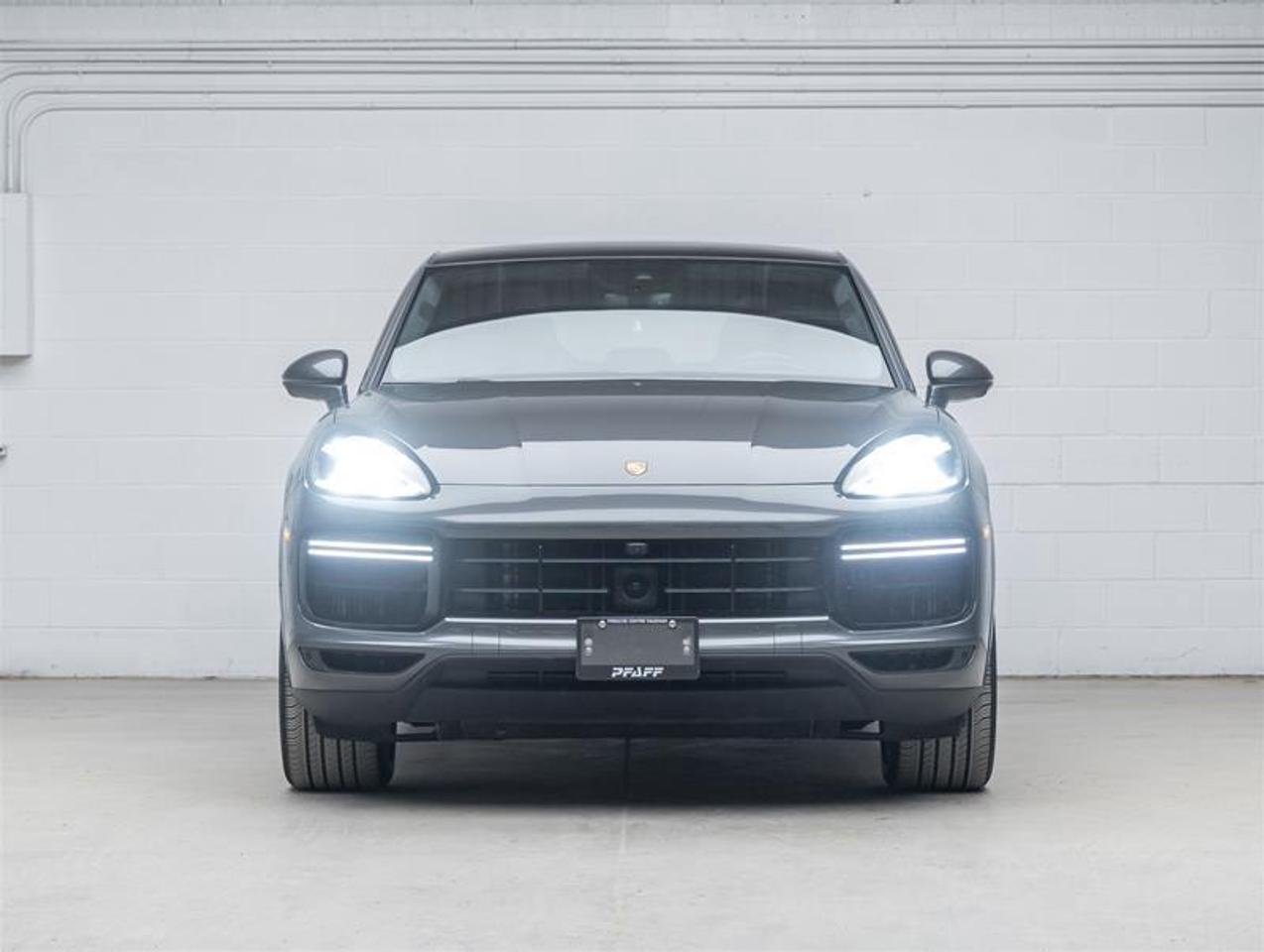 2023 Porsche Cayenne  Photo