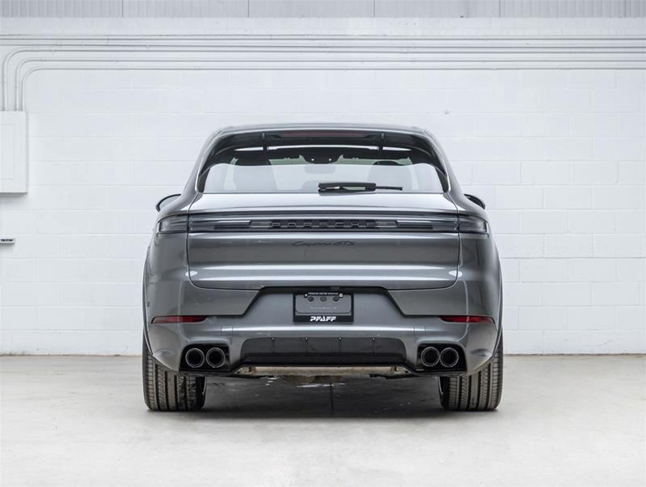 2025 Porsche Cayenne  Photo