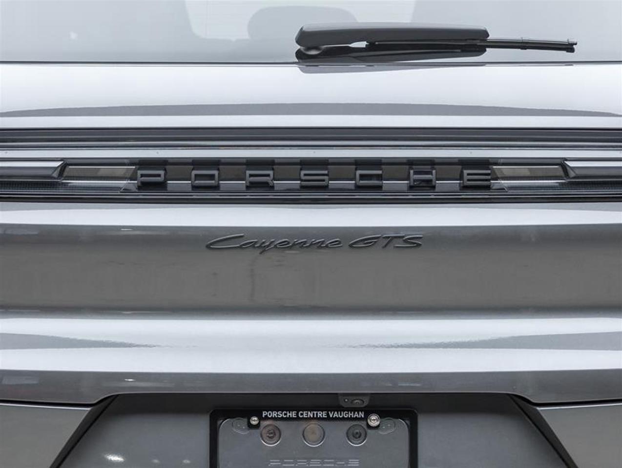2025 Porsche Cayenne  Photo