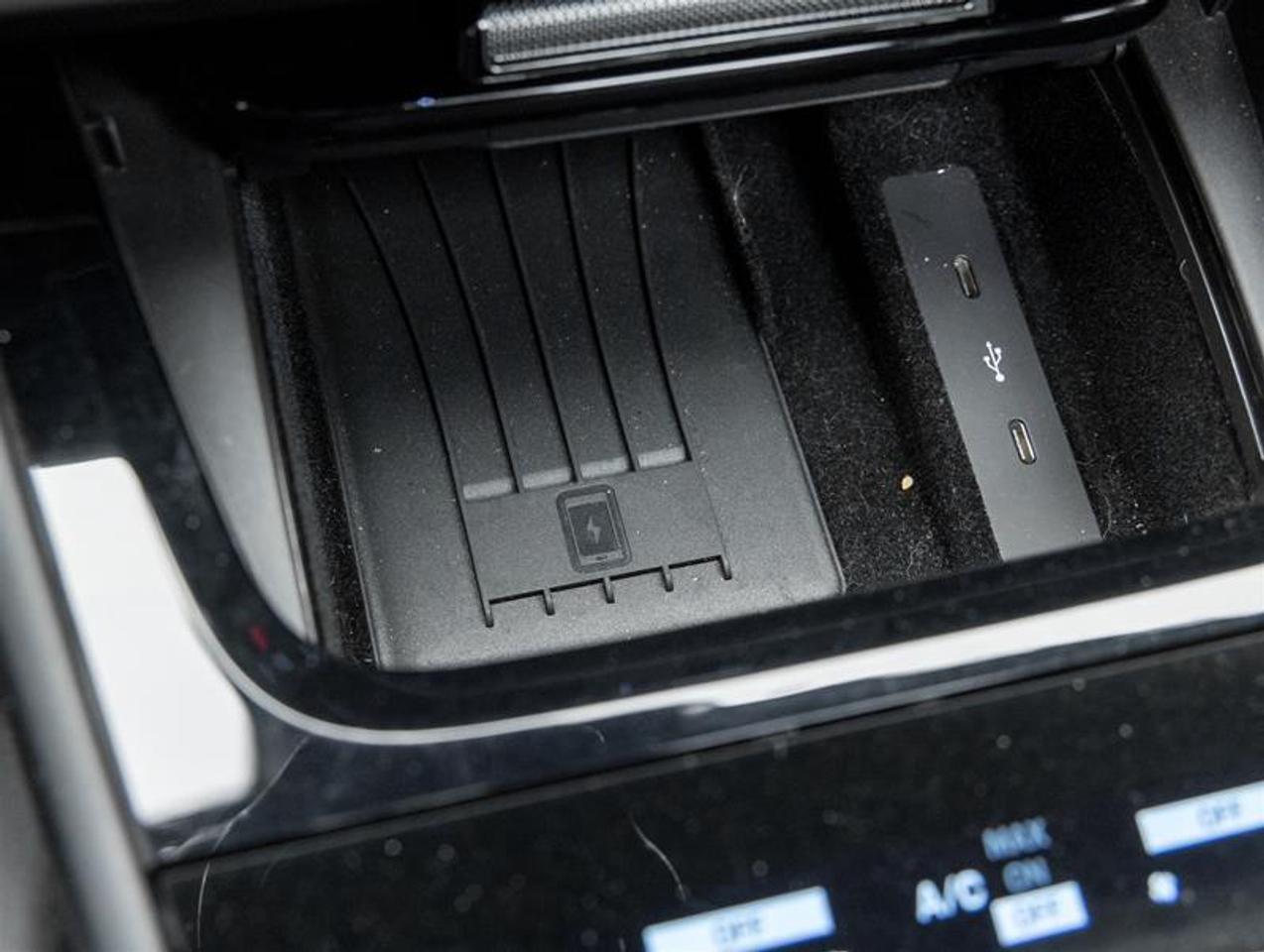 2025 Porsche Cayenne  Photo