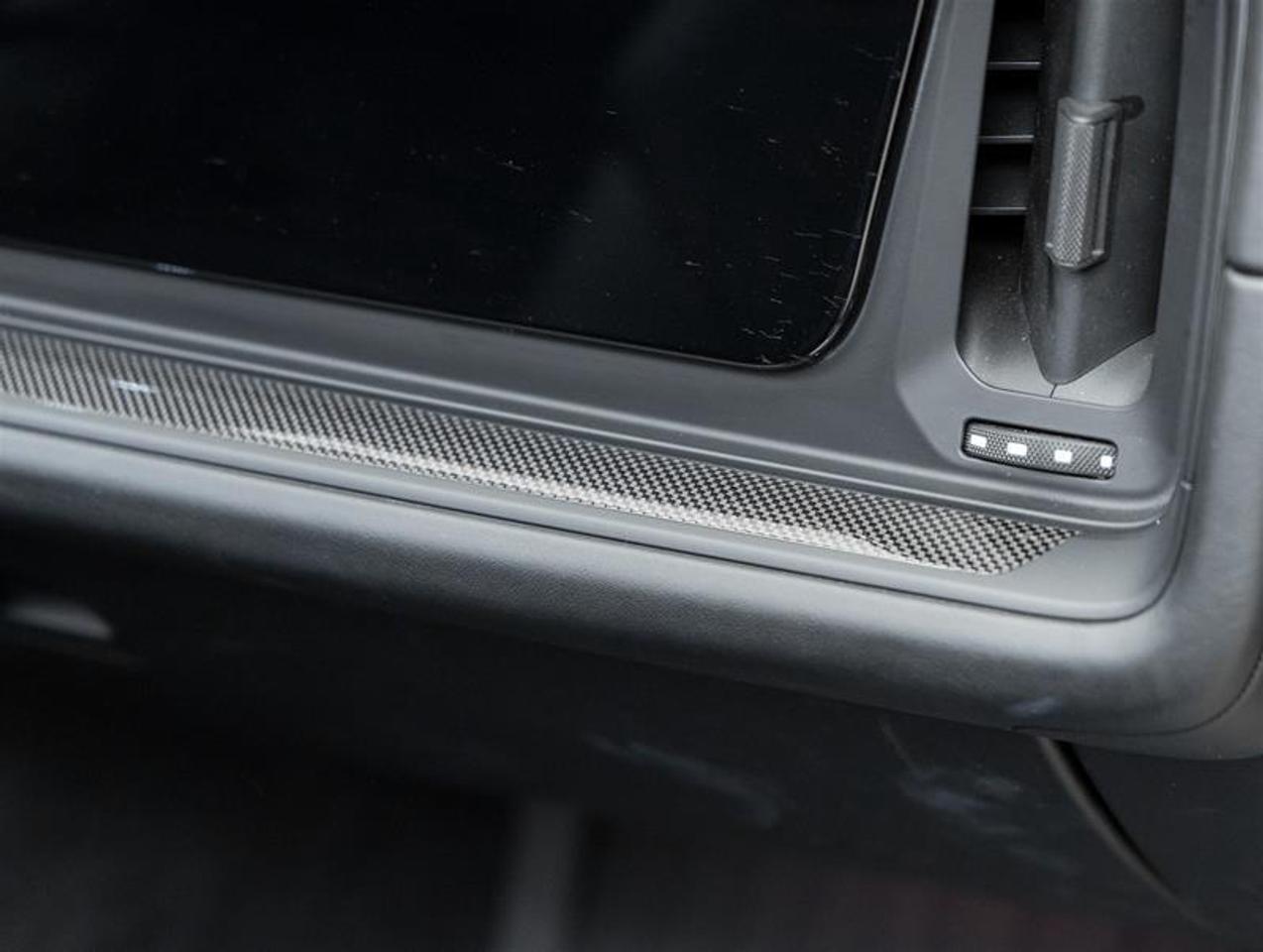 2025 Porsche Cayenne  Photo