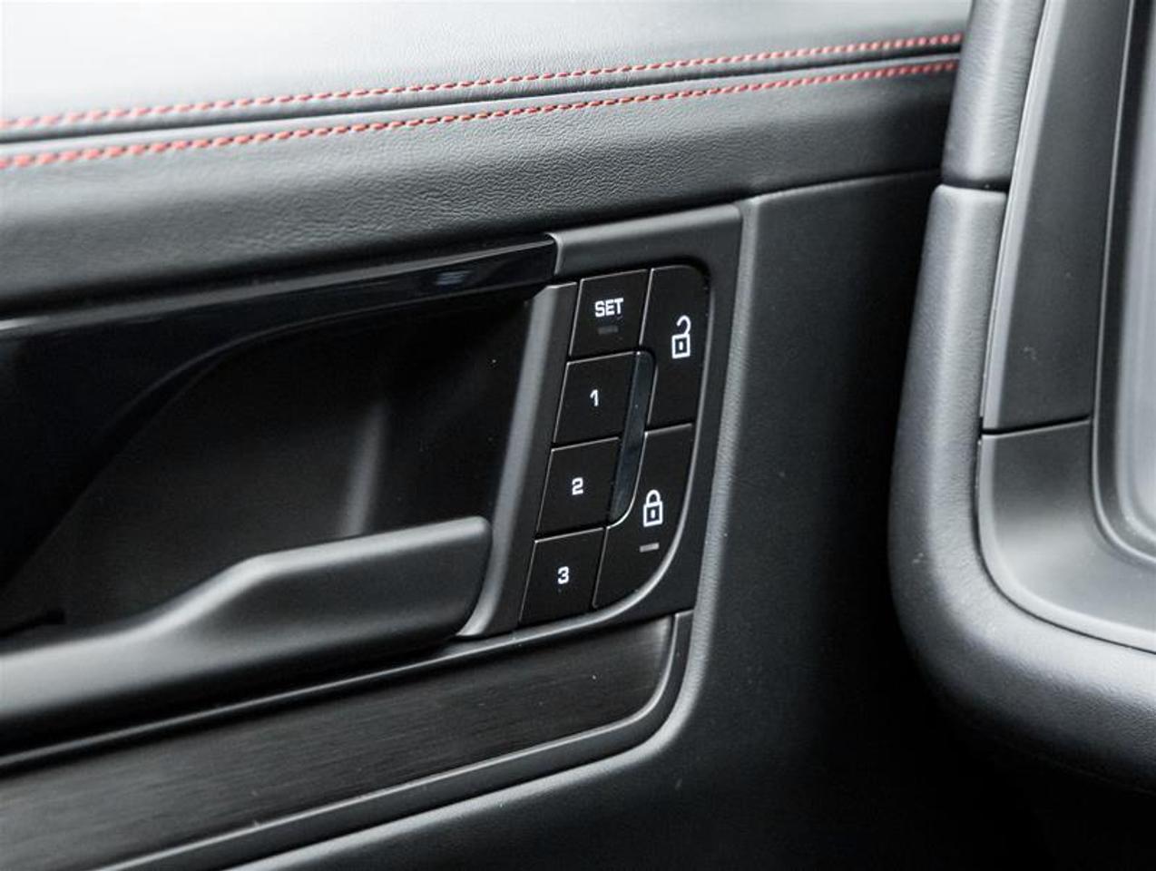 2026 Porsche Cayenne  Photo