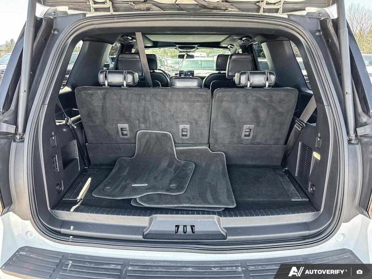 2023 Ford Expedition Platinum   LTHR   MOONROOF   HTD SEATS Photo