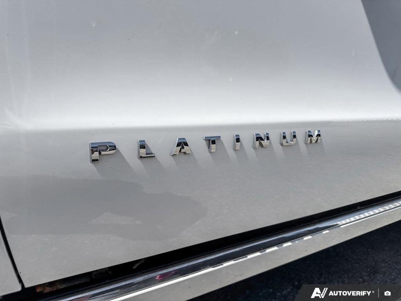 2023 Ford Expedition Platinum   LTHR   MOONROOF   HTD SEATS Photo