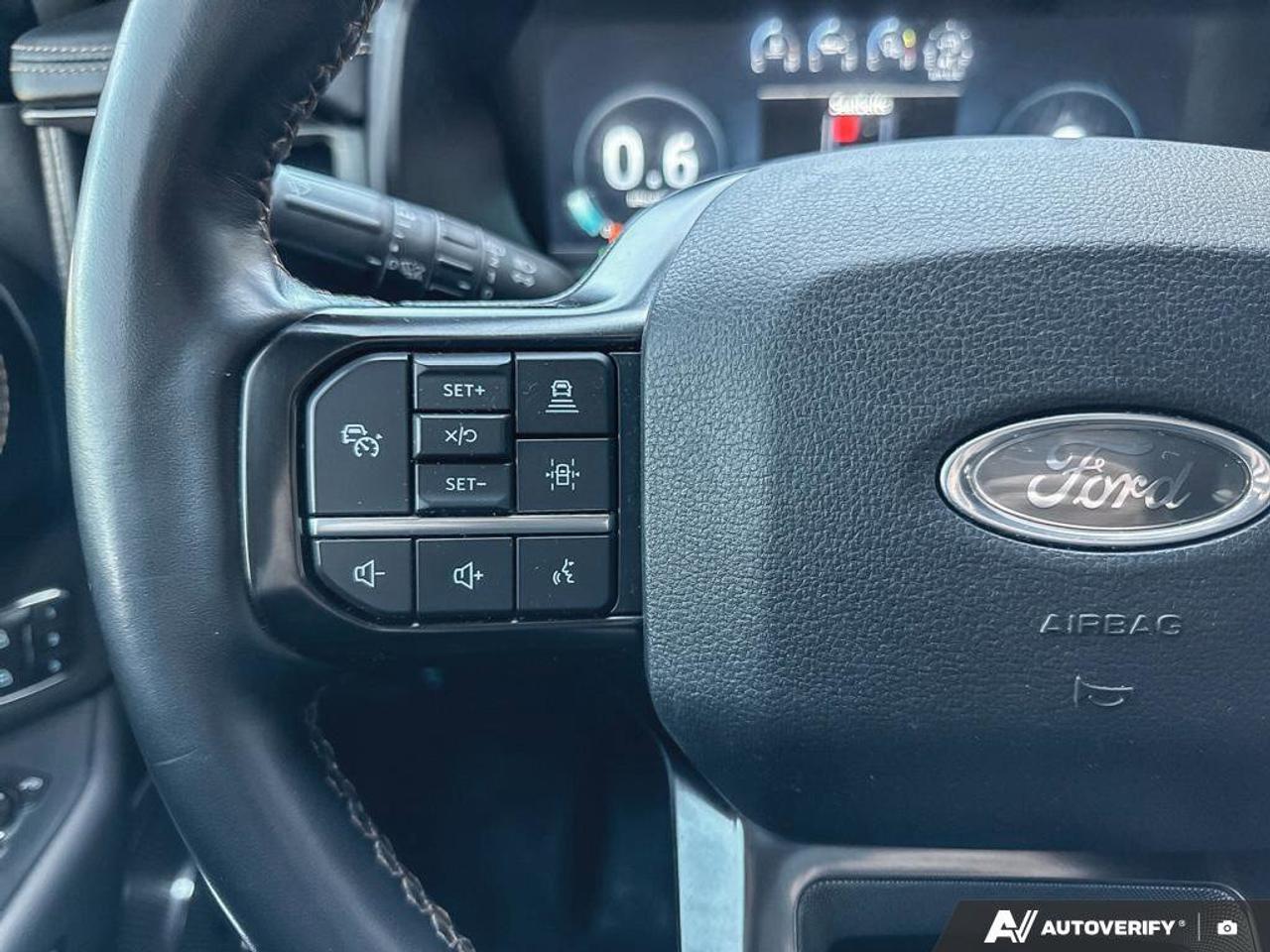 2023 Ford Expedition Platinum   LTHR   MOONROOF   HTD SEATS Photo