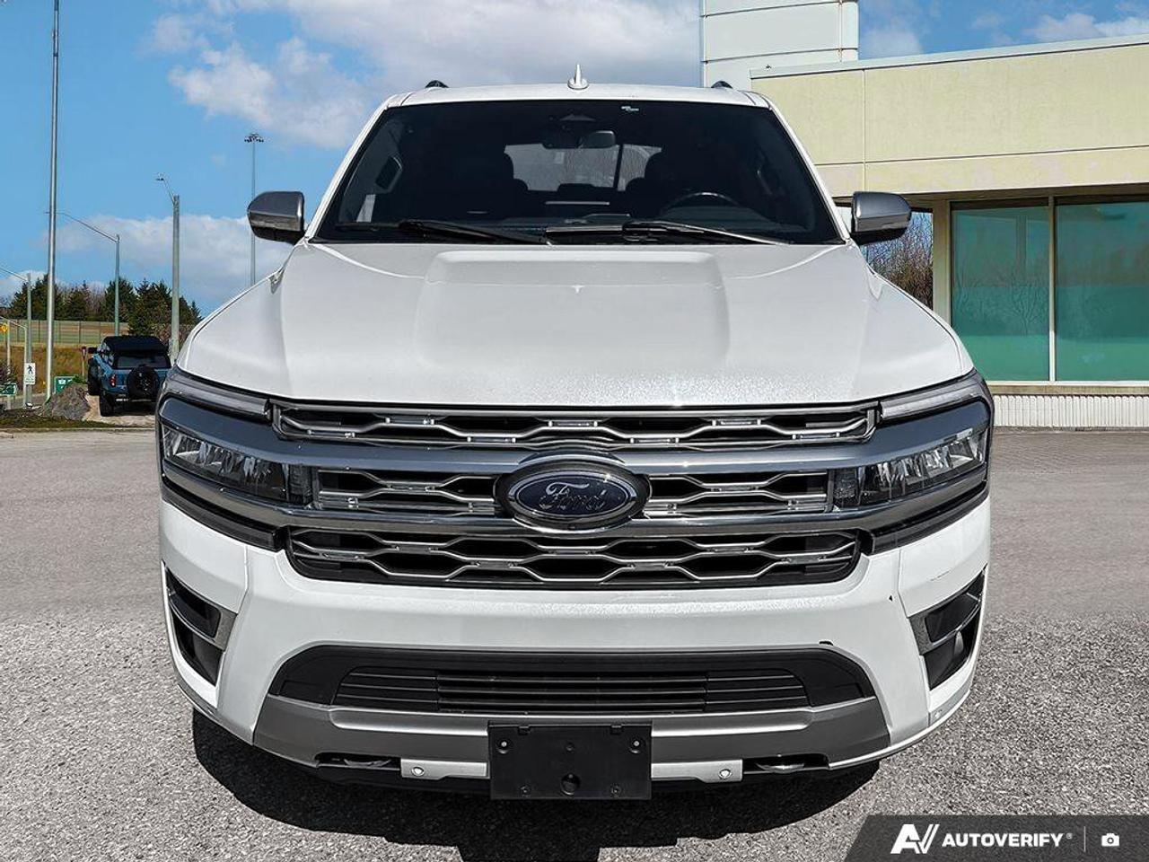 2023 Ford Expedition Platinum   LTHR   MOONROOF   HTD SEATS Photo