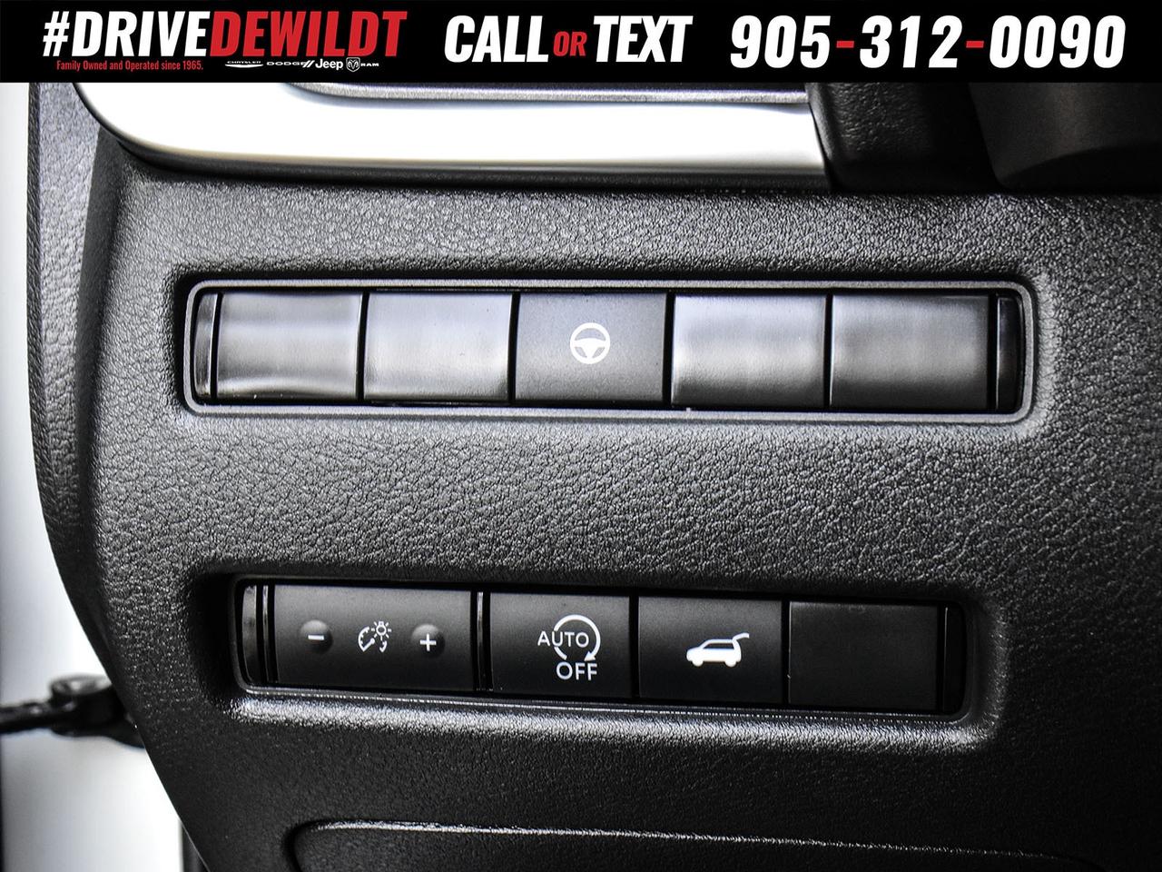 2023 Nissan Rogue SV MIDNIGHT EDITION   MOONROOF   LEATHER Photo