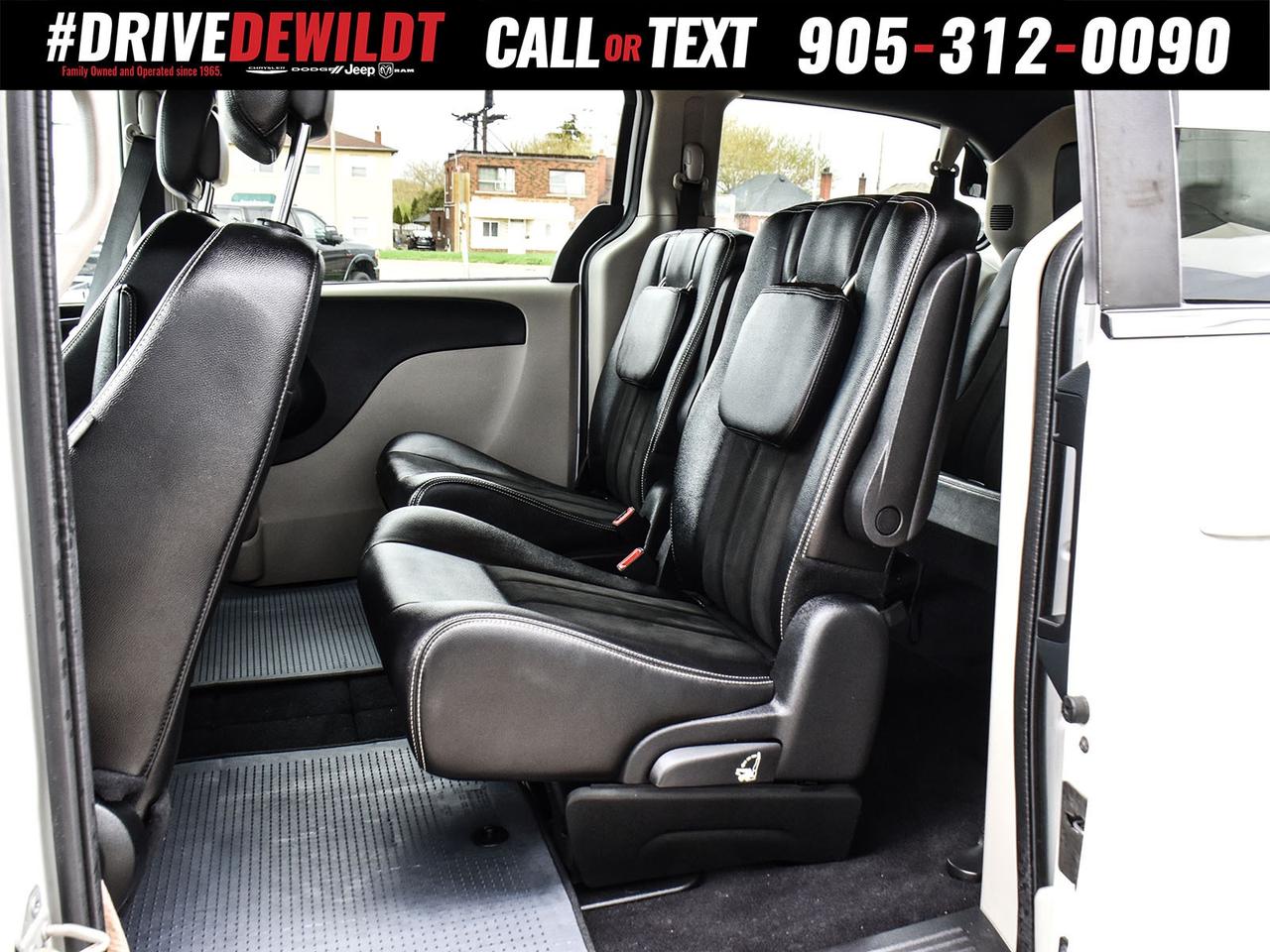 2019 Dodge Grand Caravan SXT PREMIUM PLUS   REAR DVD   PWR SLIDERS + GATE Photo