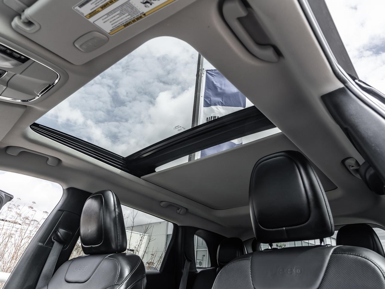2016 Jeep Cherokee 4WD 4dr Limited  LUXURY GRP  ROOF  TRAILER TOW PKG Photo