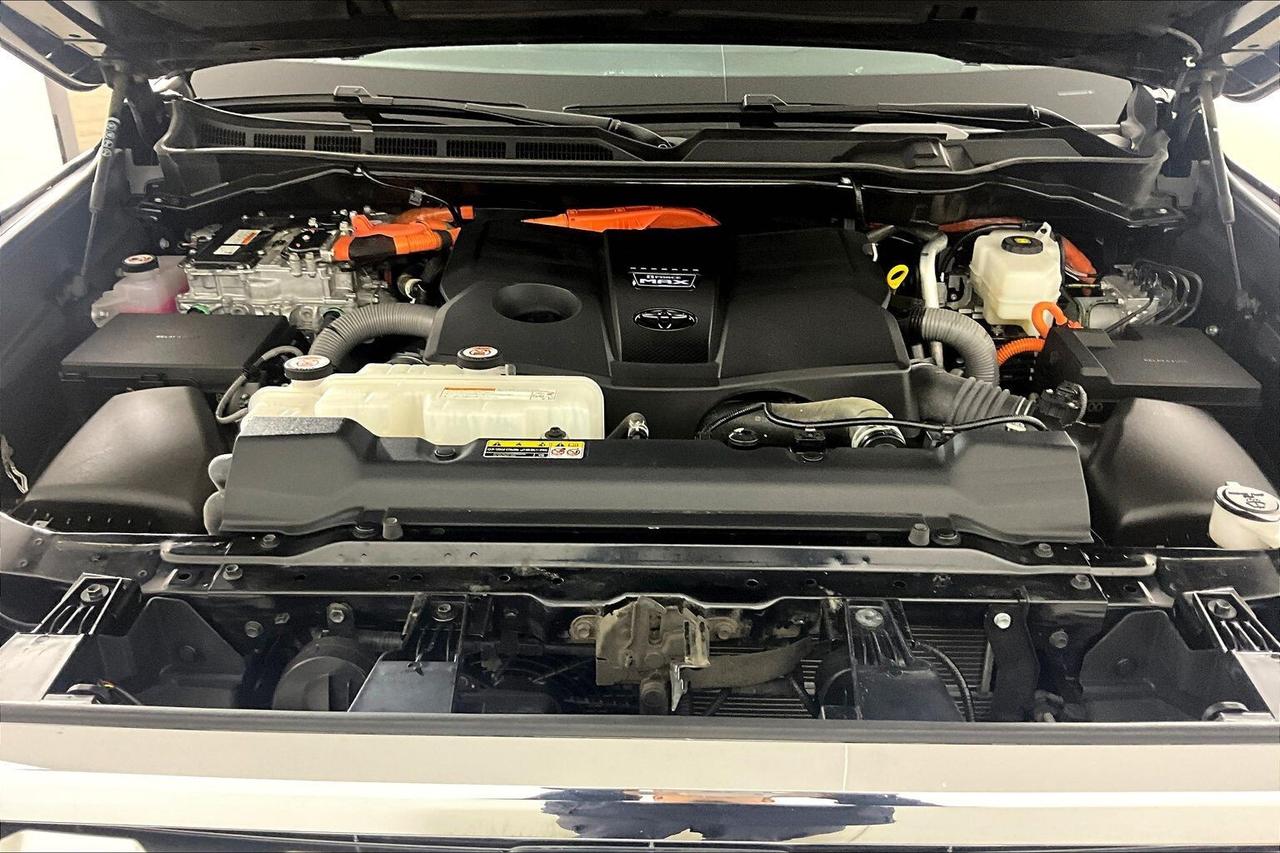 2024 Toyota Tundra 4x4 Crewmax Platinum Hybrid Photo