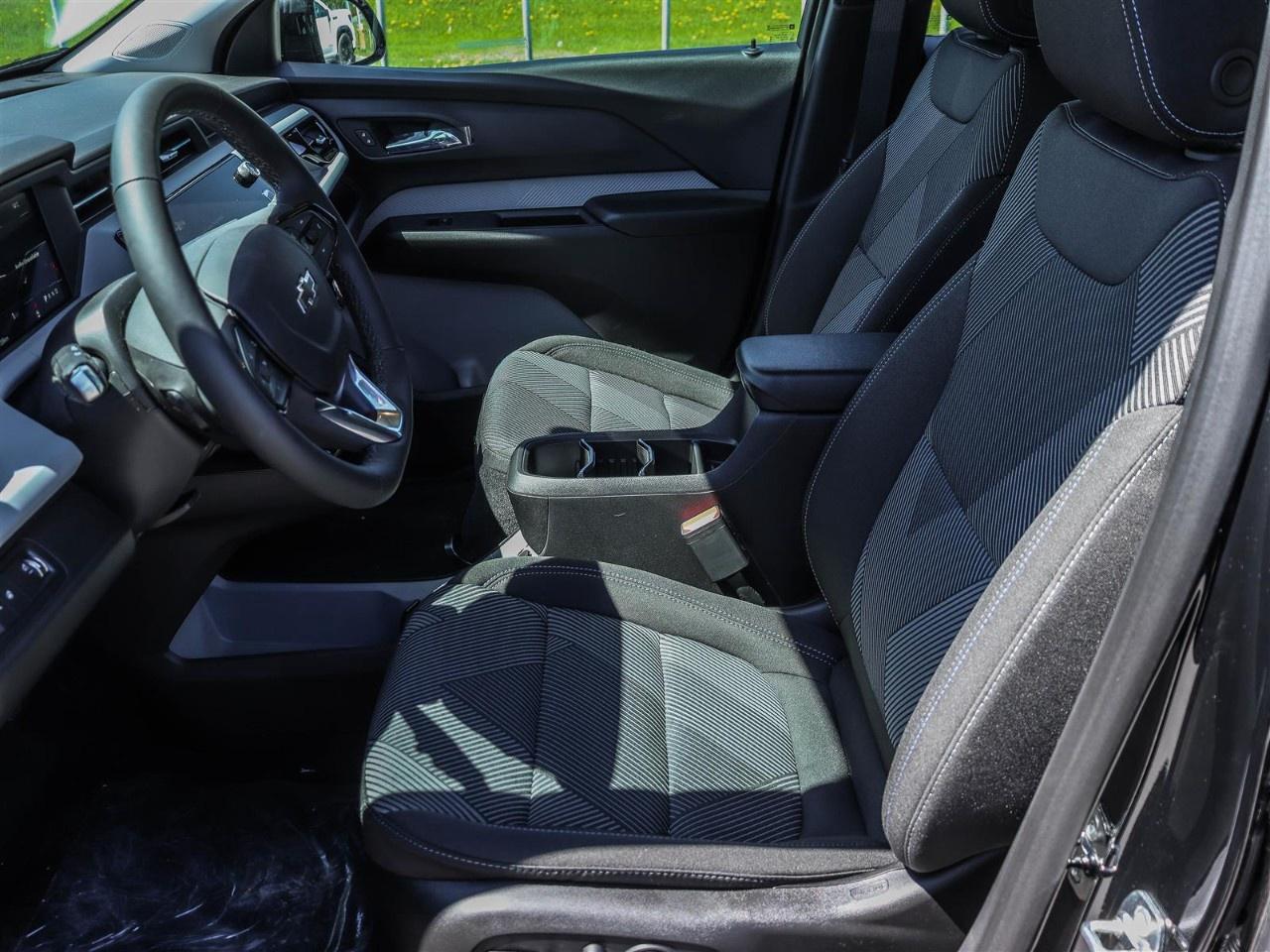 2027 Chevrolet Bolt FWD 4dr LT Photo