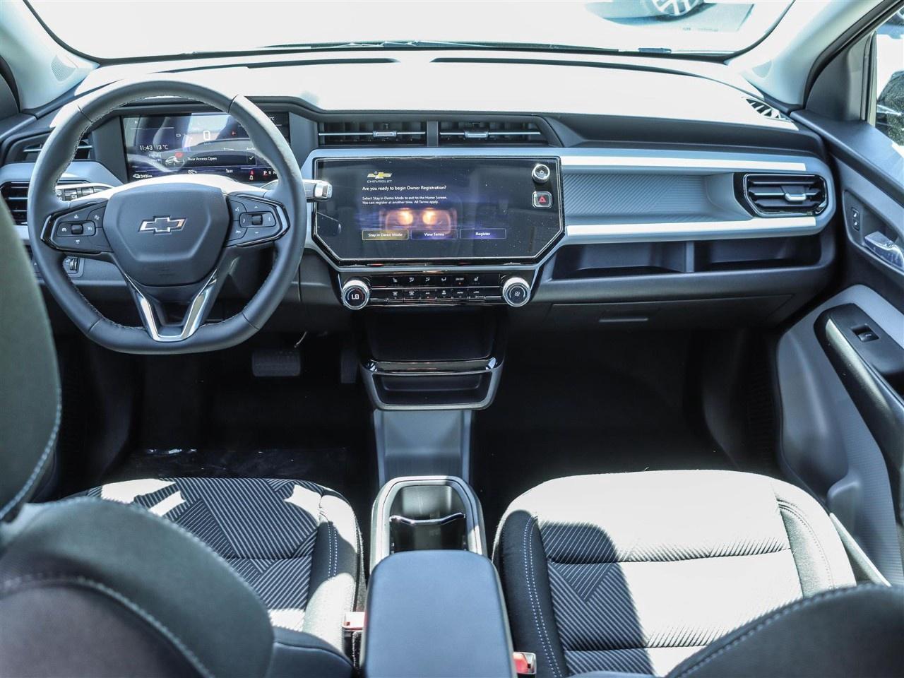 2027 Chevrolet Bolt FWD 4dr LT Photo