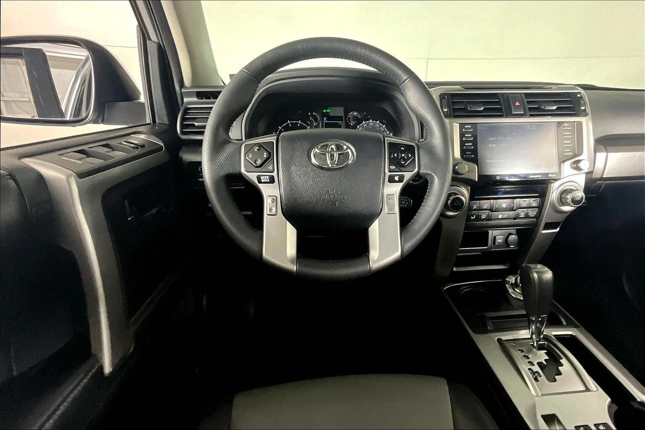 2021 Toyota 4Runner 4WD Photo