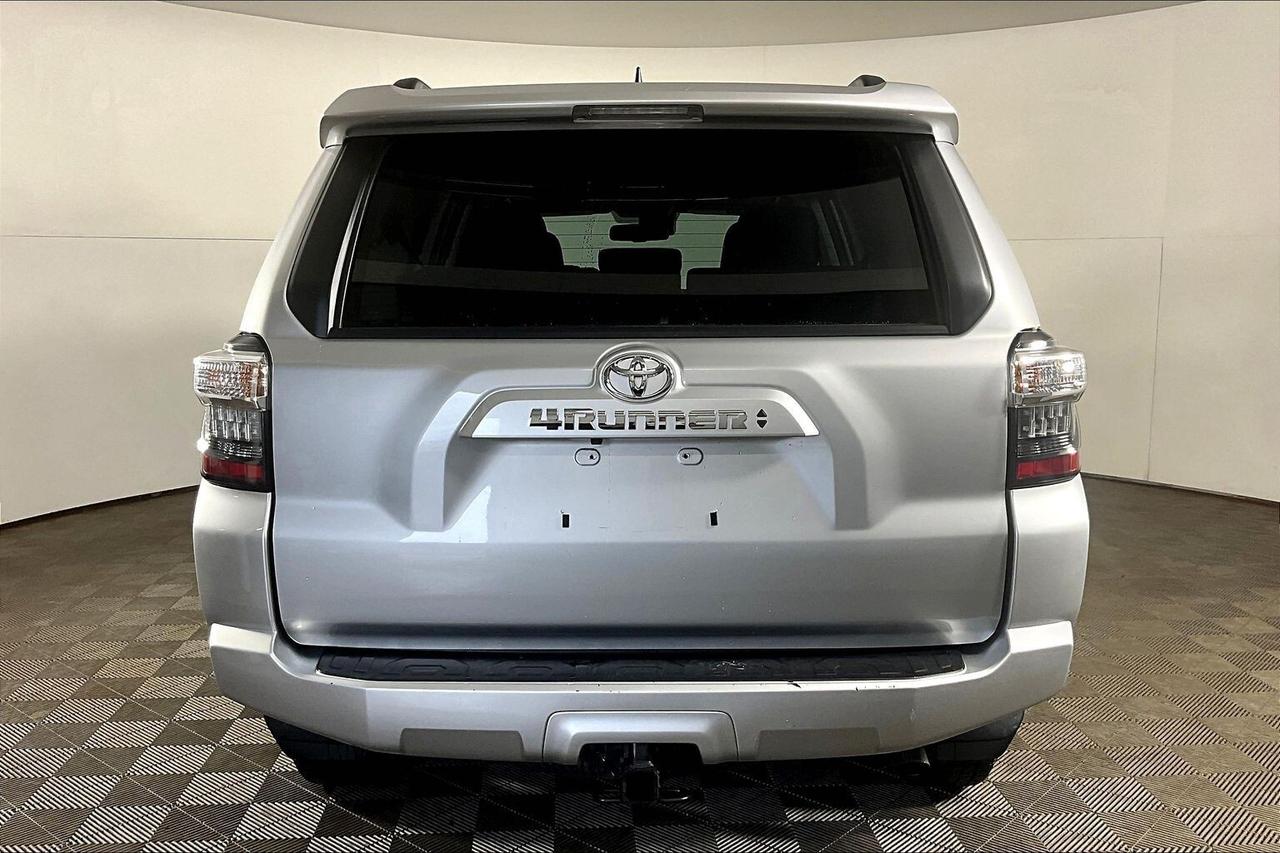 2021 Toyota 4Runner 4WD Photo