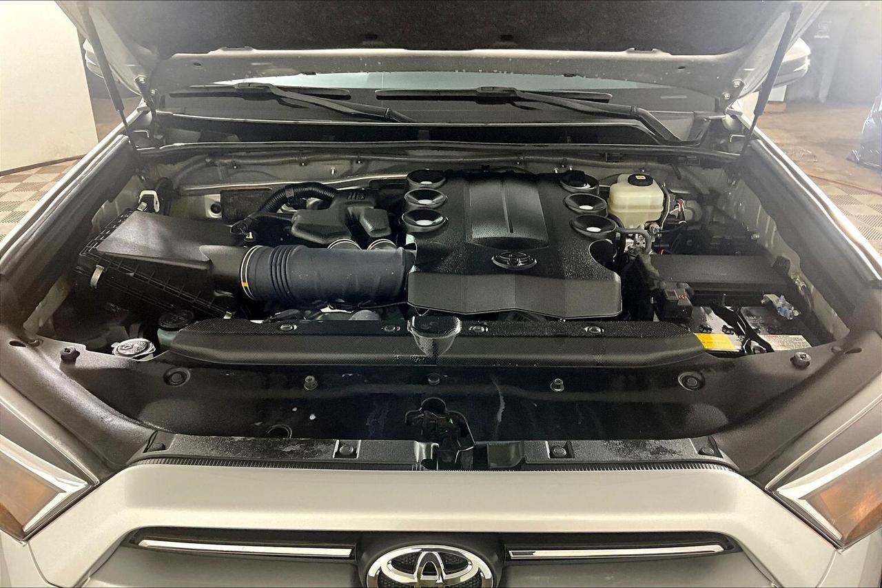 2021 Toyota 4Runner 4WD Photo