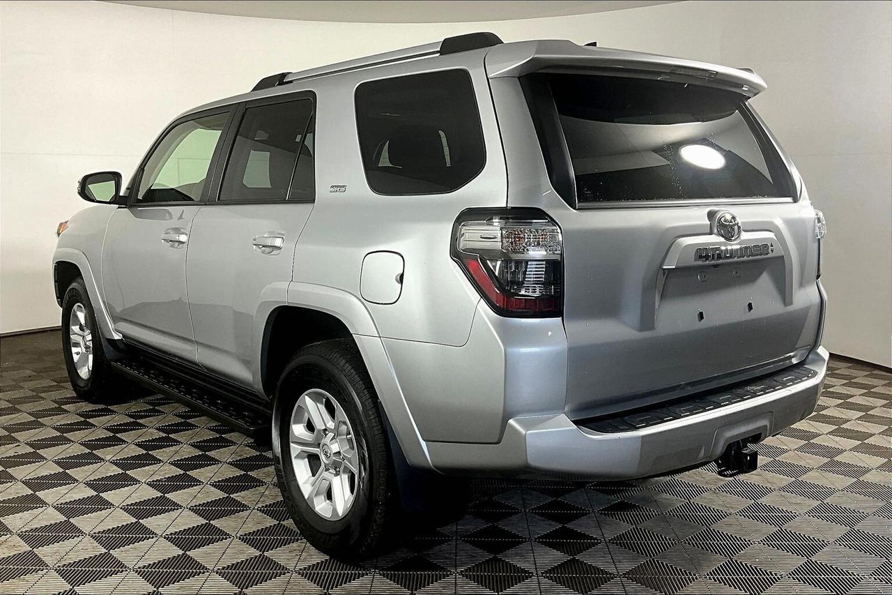 2021 Toyota 4Runner 4WD Photo