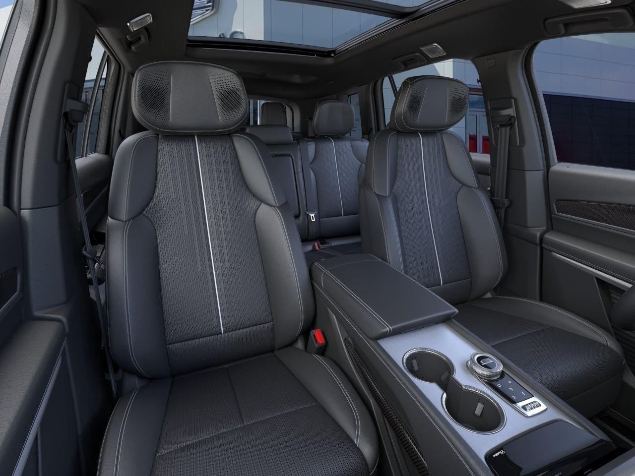 2026 Cadillac VISTIQ Luxury 4dr All-Wheel Drive Photo