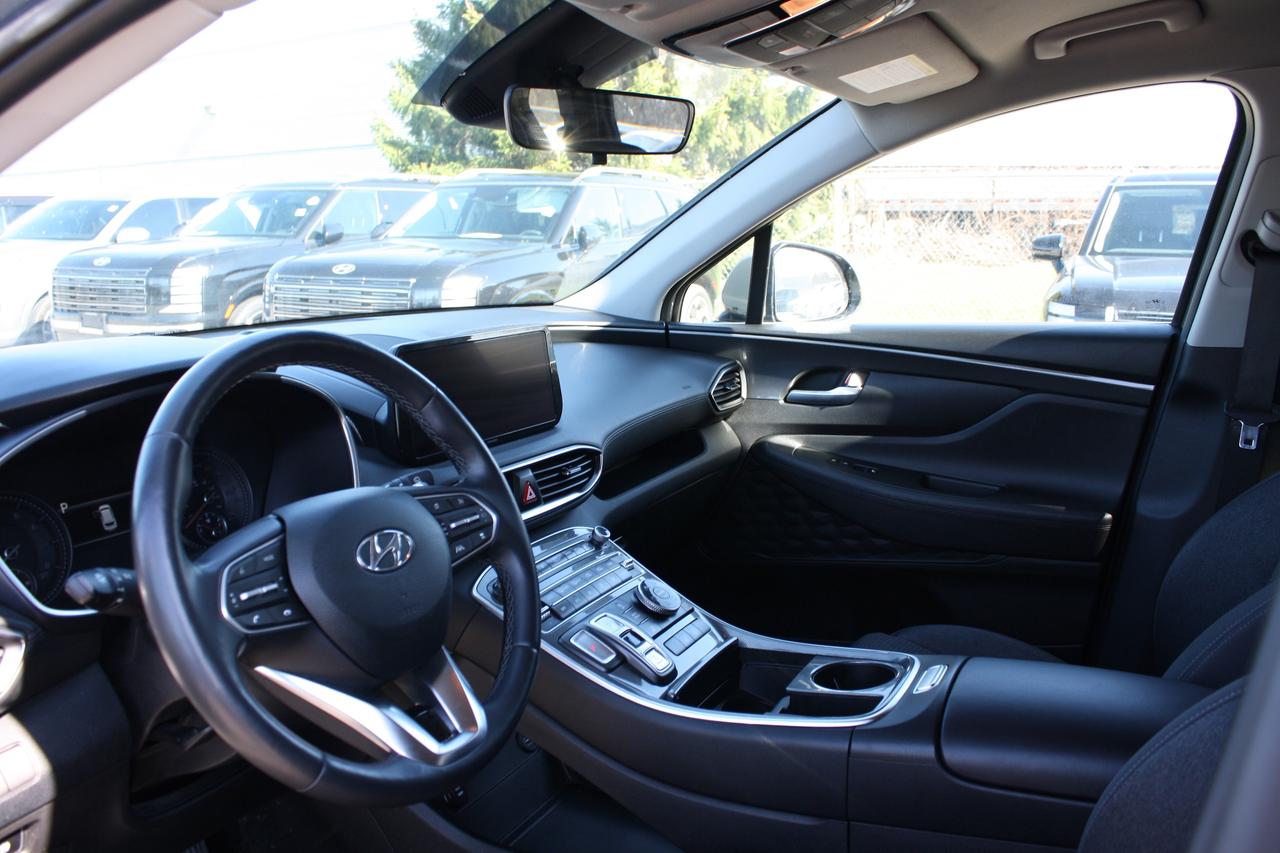 2023 Hyundai Santa Fe Preferred AWD Photo