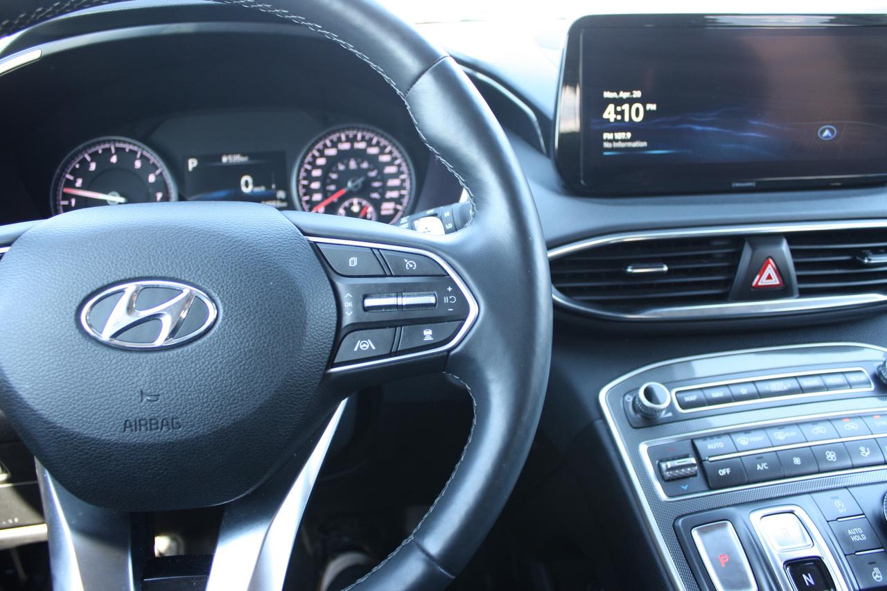 2023 Hyundai Santa Fe Preferred AWD Photo