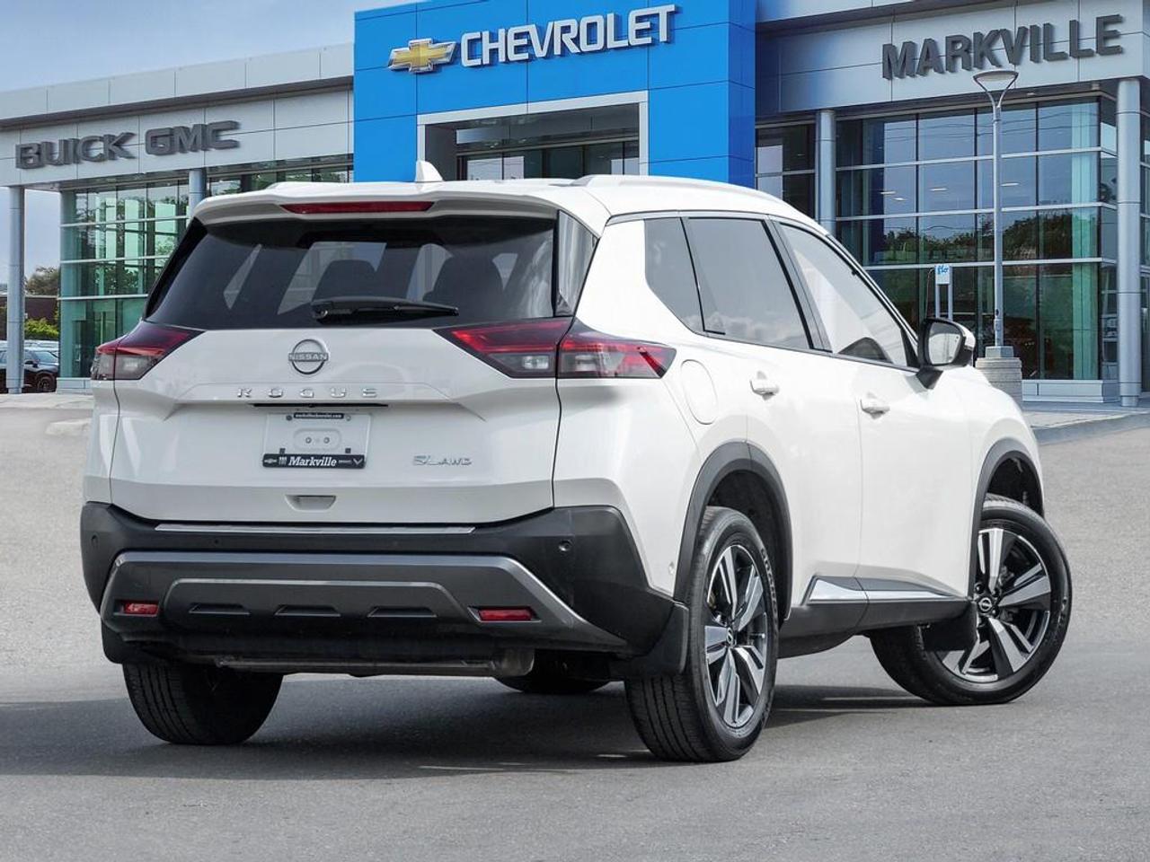 2023 Nissan Rogue SL 4dr All-Wheel Drive Sport Utility Photo4