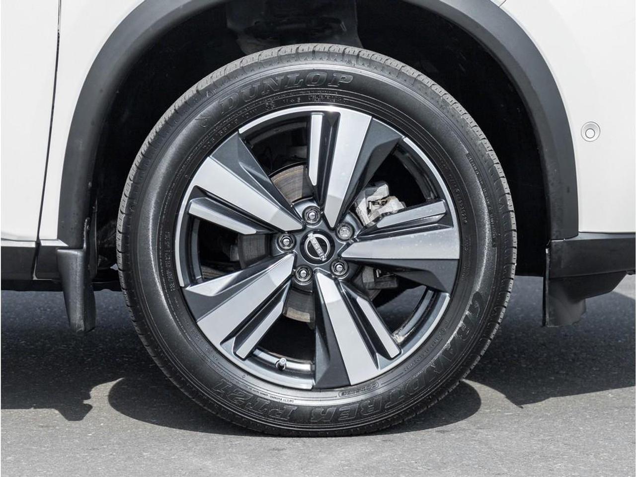 2023 Nissan Rogue SL 4dr All-Wheel Drive Sport Utility Photo3