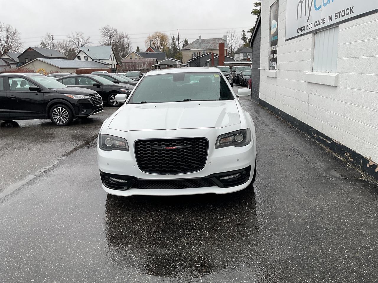 2022 Chrysler 300 S 4dr Rear-wheel Drive Sedan Photo