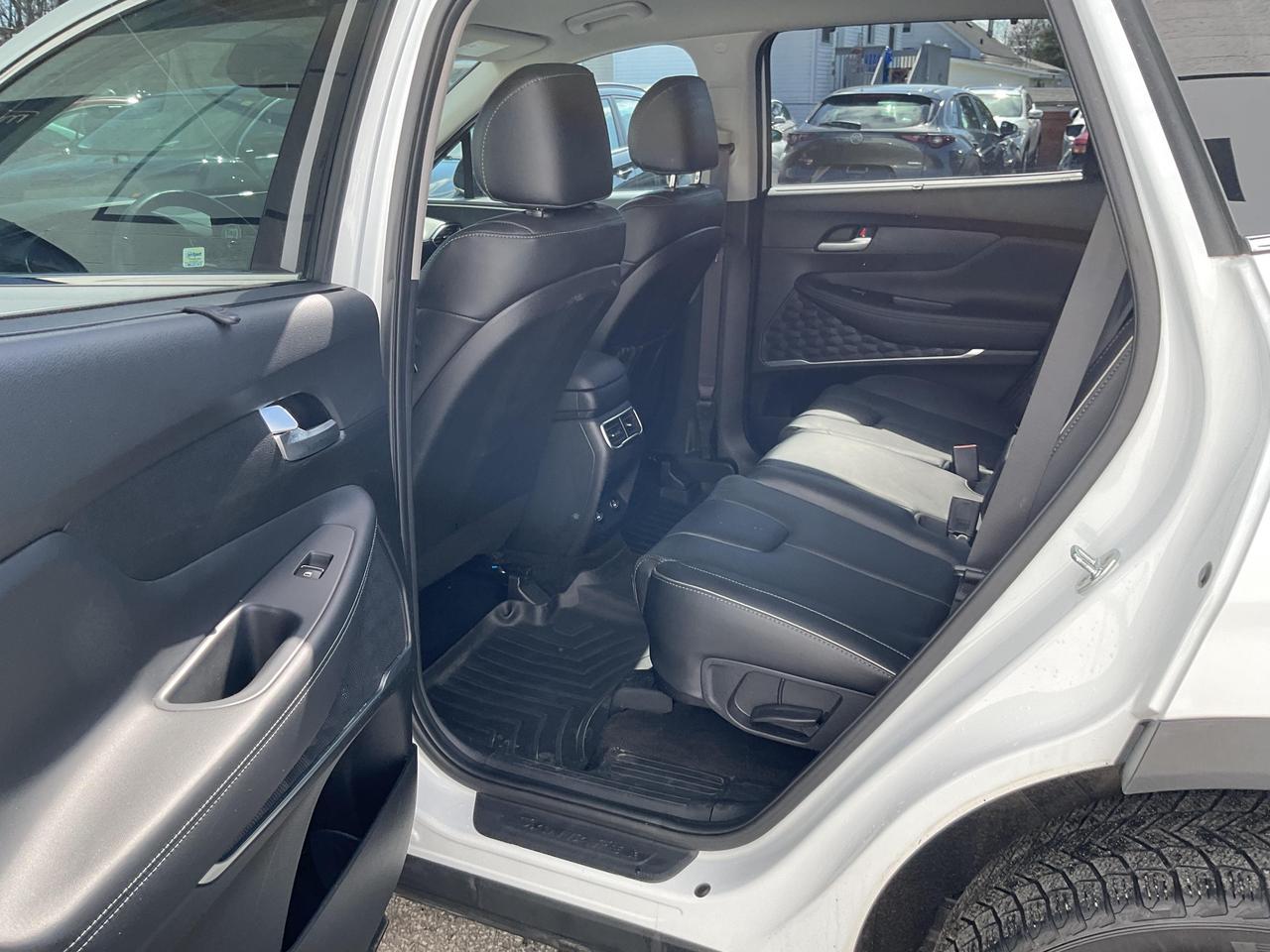 2022 Hyundai Santa Fe  Photo