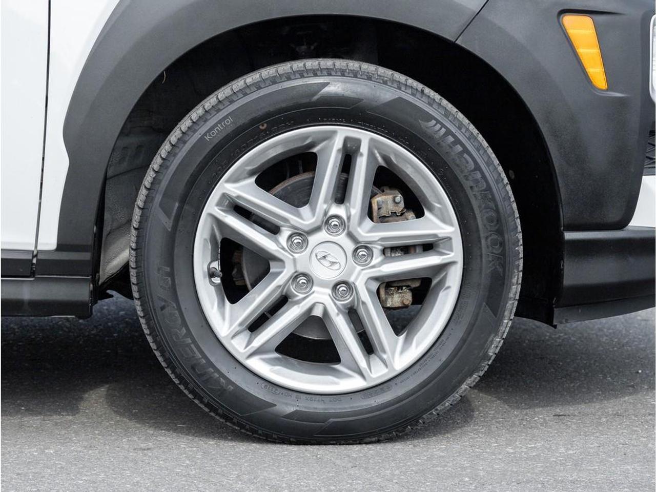 2020 Hyundai KONA 2.0L Essential 4dr Front-Wheel Drive Photo