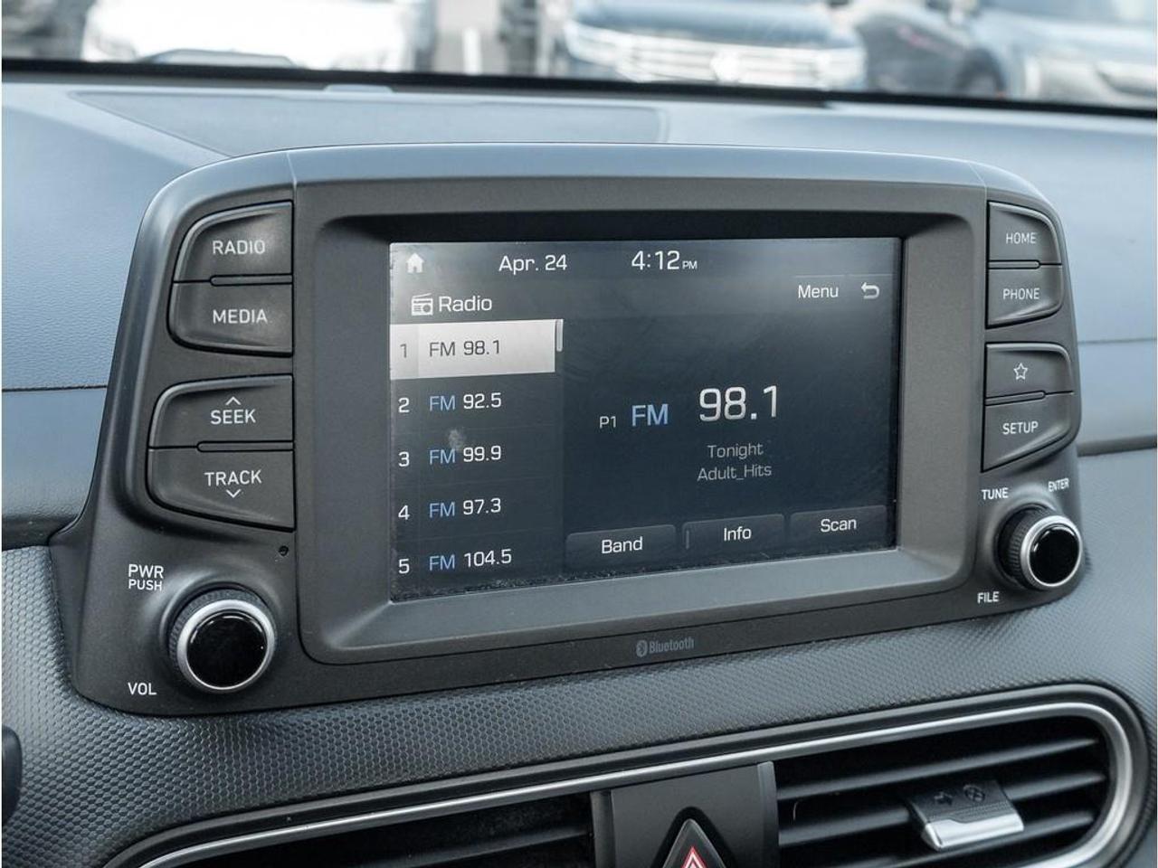 2020 Hyundai KONA 2.0L Essential 4dr Front-Wheel Drive Photo
