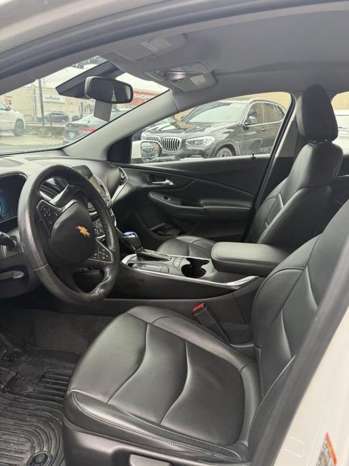 2018 Chevrolet Volt Premier 4dr Hatchback Photo