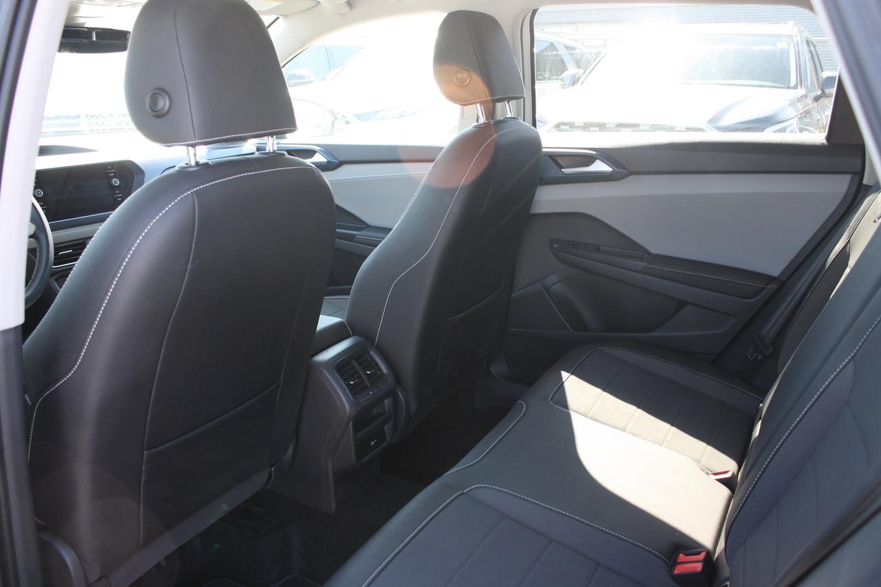2024 Volkswagen Taos Comfortline FWD Photo
