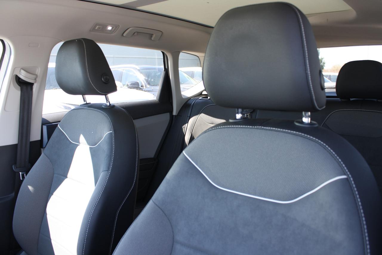 2024 Volkswagen Taos Comfortline FWD Photo