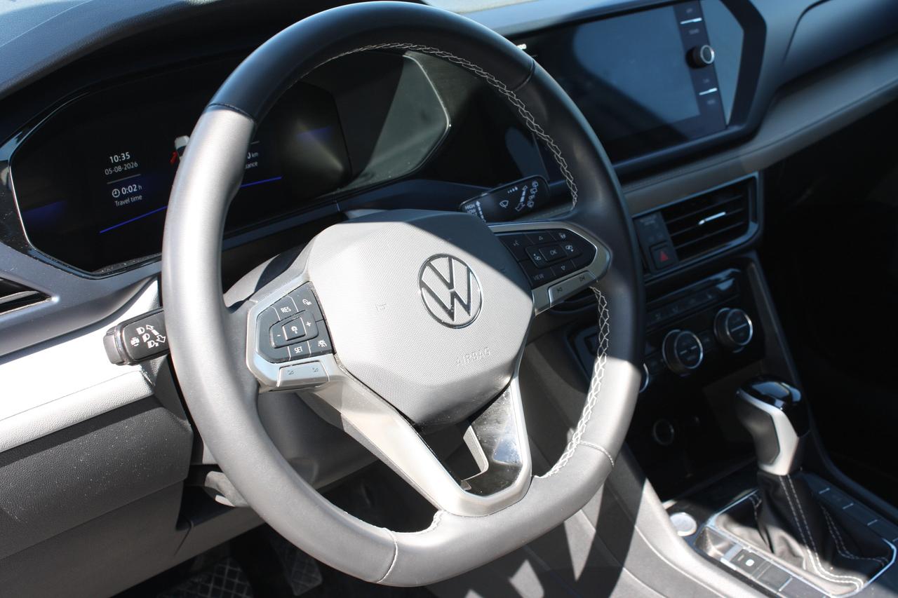 2024 Volkswagen Taos Comfortline FWD Photo