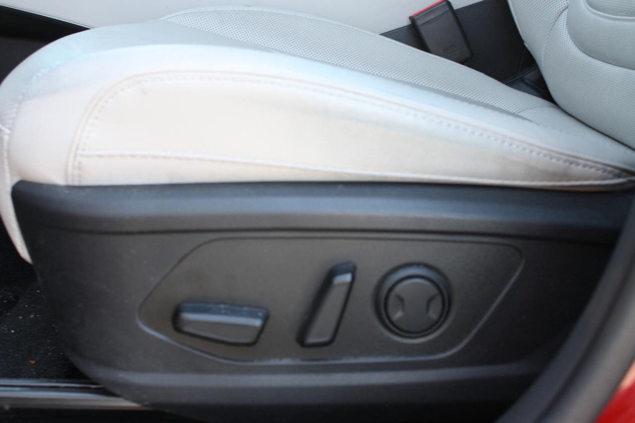 2024 Hyundai Tucson Hybrid Ultimate AWD Photo
