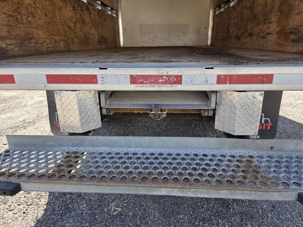 2019 GMC Savana 12Ft Box - Single Rear Wheels - V6 Gas Photo