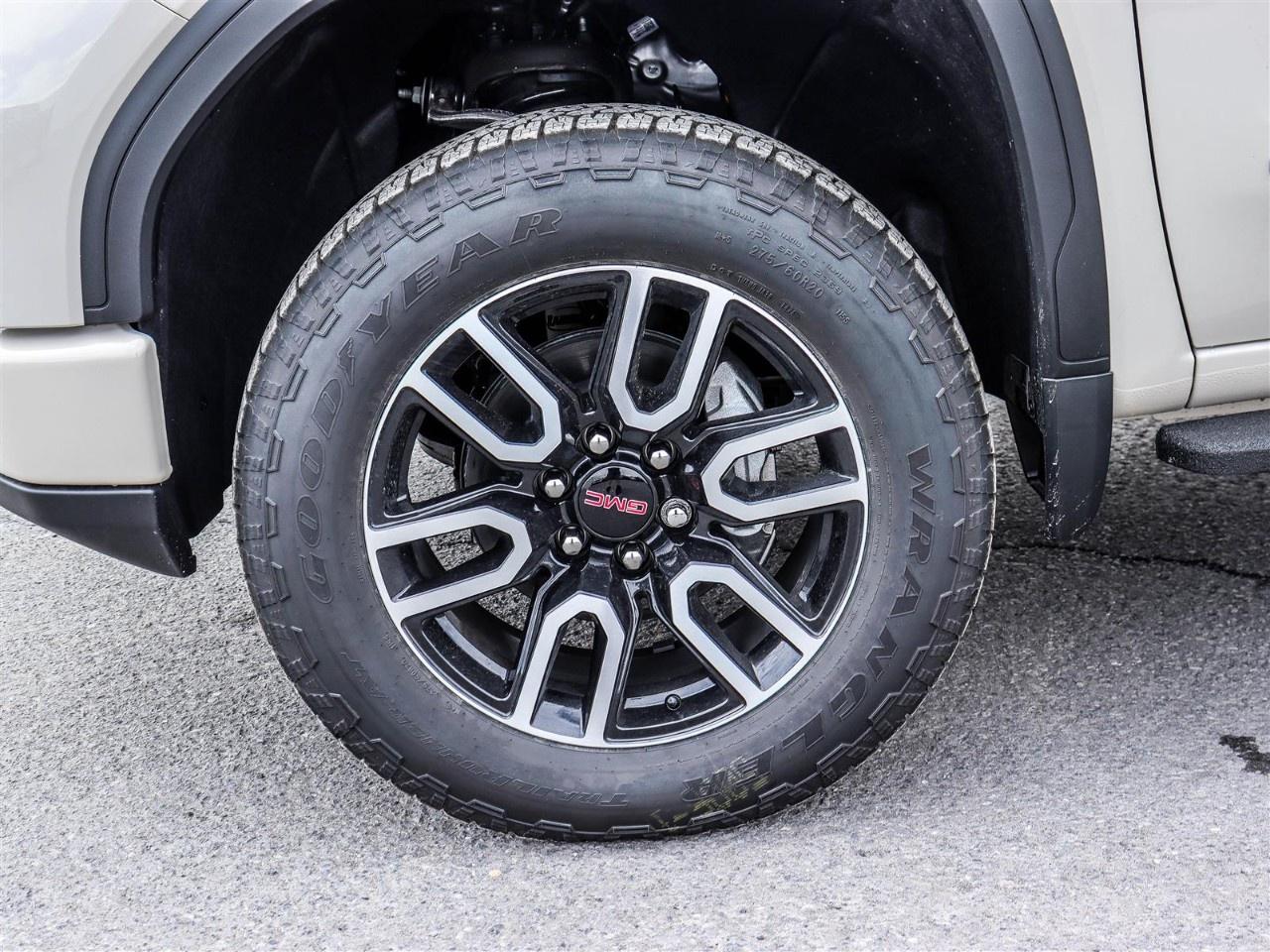 2026 GMC Sierra 1500 Crew Cab Short Box 4-Wheel Drive AT4 Photo