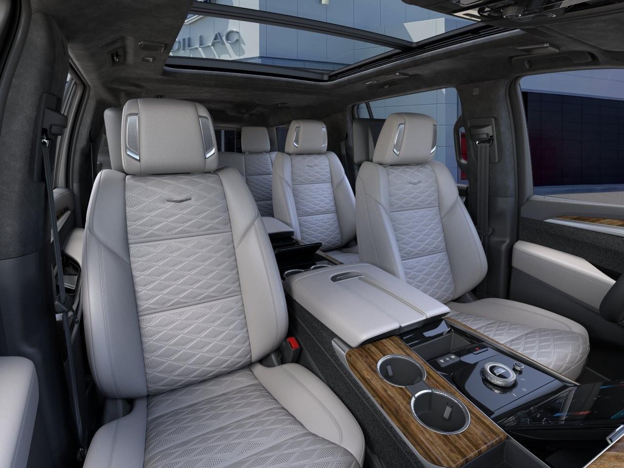 2026 Cadillac Escalade ESV Platinum Sport 4dr 4x4 Photo