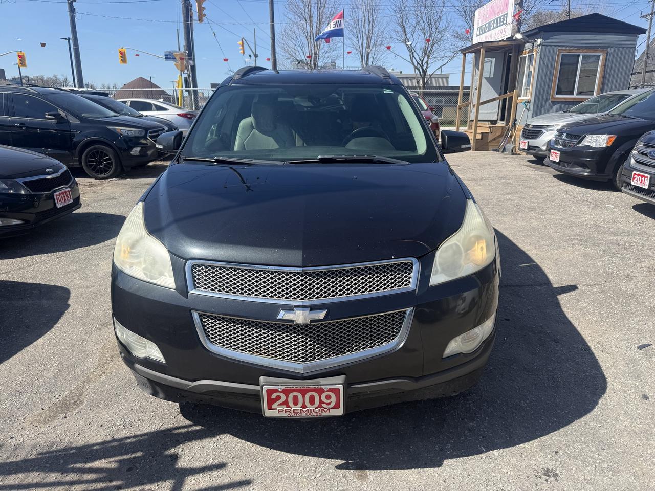 2009 Chevrolet Traverse *** BLOWOUT SALE *** Photo