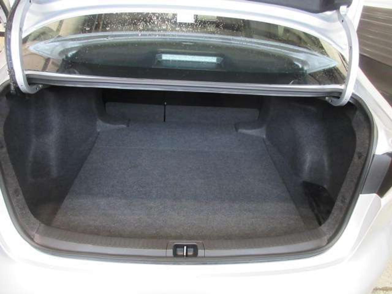 2025 Toyota Corolla LE UPGRADE, ROOF, ALLOYS, HTD. SEATS, APPLE/ANDROI Photo