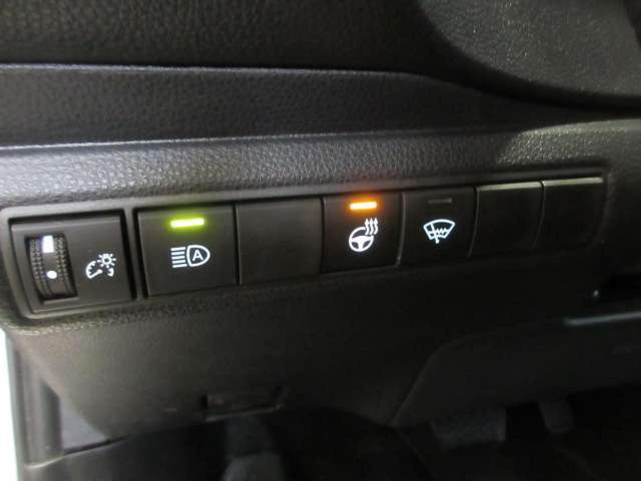2025 Toyota Corolla LE UPGRADE, ROOF, ALLOYS, HTD. SEATS, APPLE/ANDROI Photo